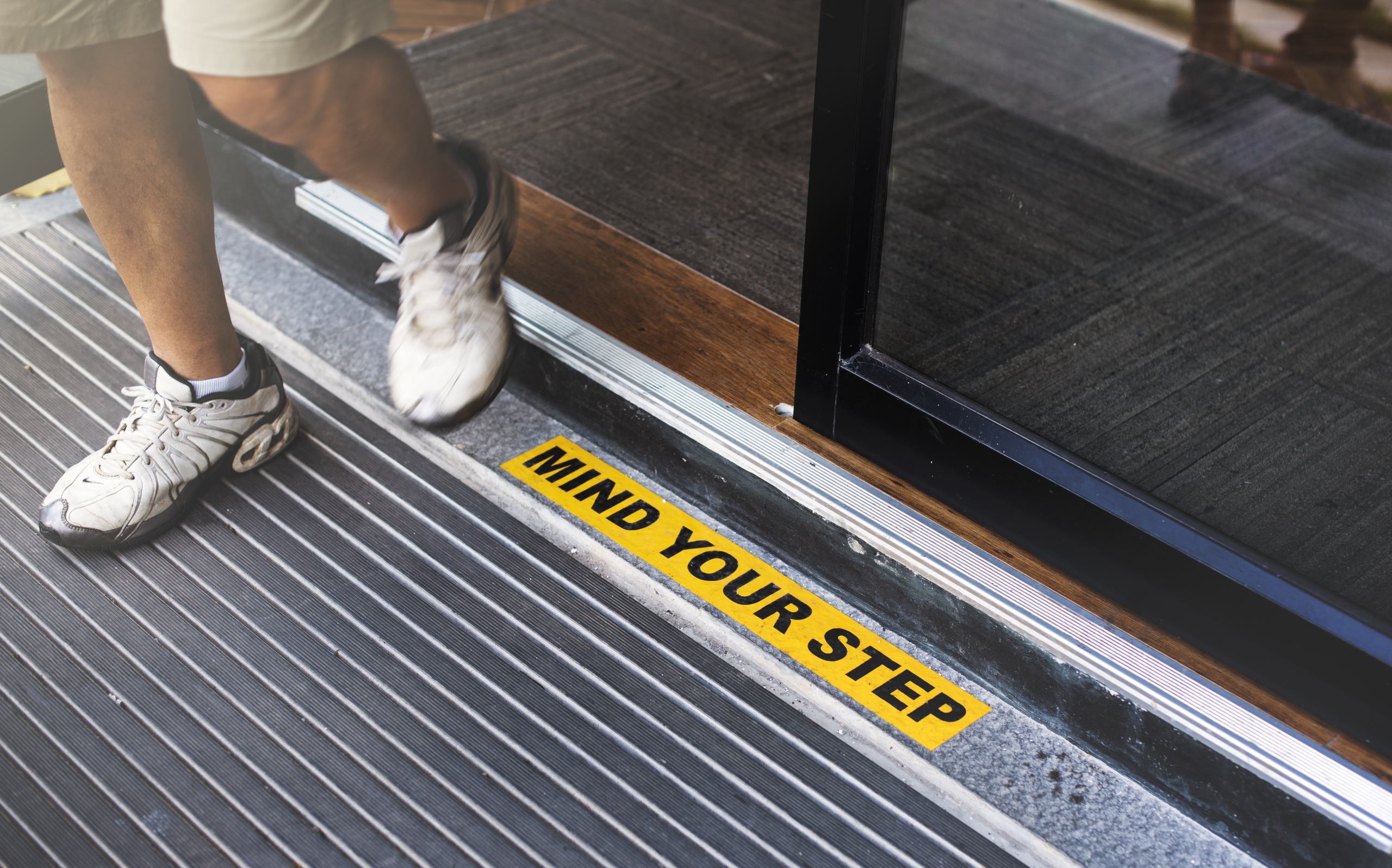 custom floor safety sign